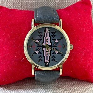 Accutime Women Wristwatch Quartz Gray Leather band Analog Watch
